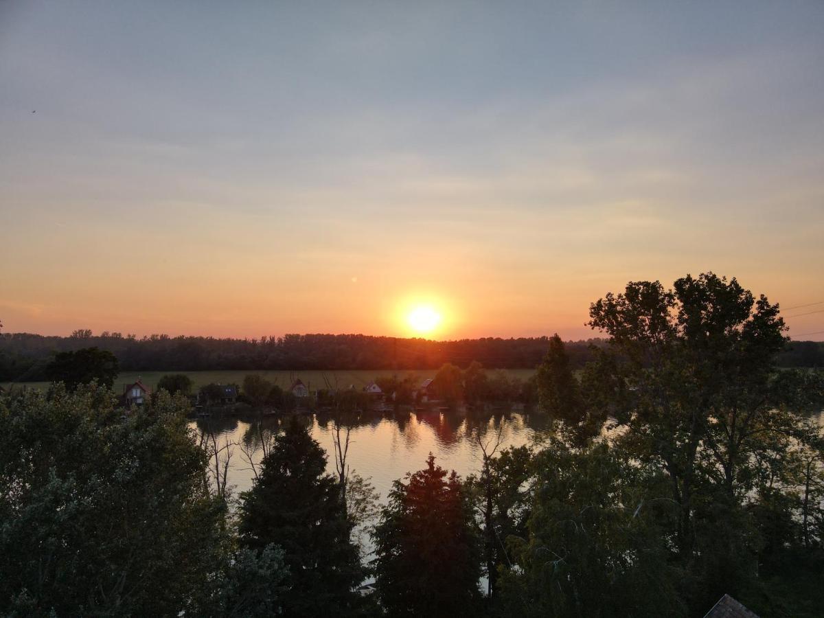 Vila Angyali Hazak Ráckeve Exteriér fotografie